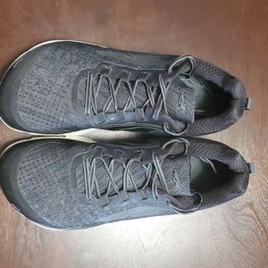 Mens altra Torin Knit 3.5 black size 12US